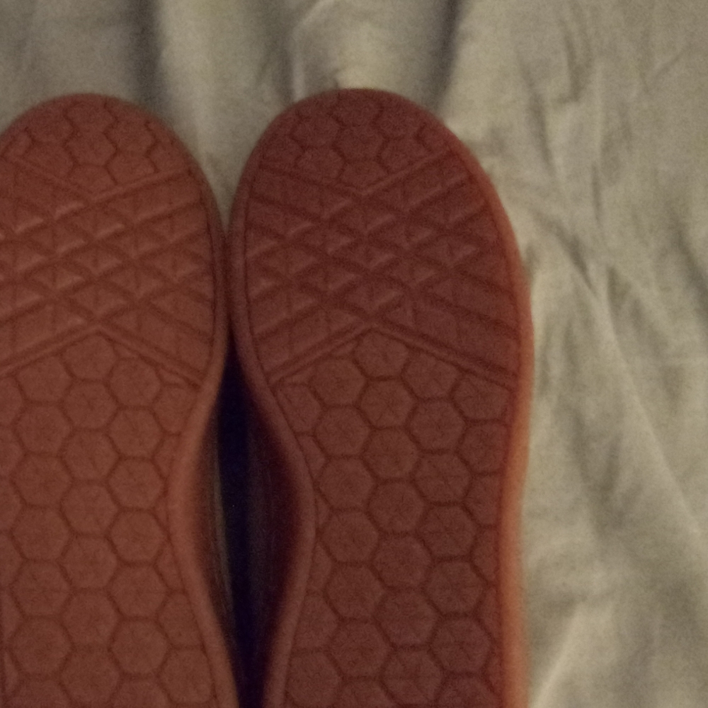 Shoes - Picture 4 of 4